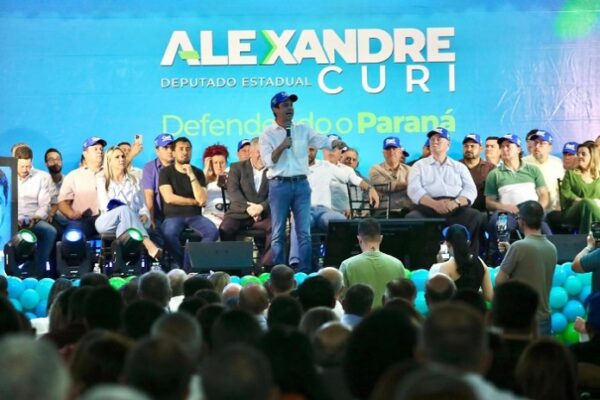 Alexandre Curi reúne lideranças em Maringá e mostra força para 2026