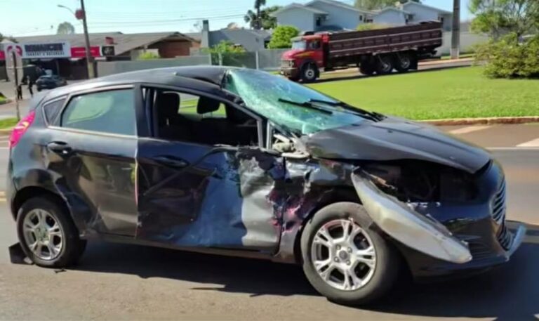 Acidente no trevo da BR-277 deixa mulher ferida