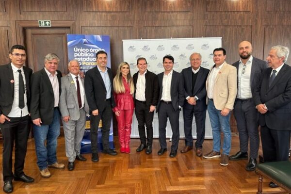Solidariedade e PRD realizam reuniões partidárias em Curitiba