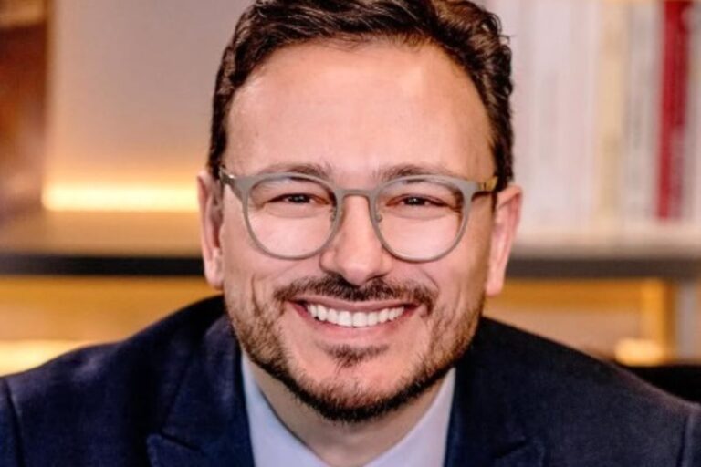 Professor é investigado por abusos a cinco mulheres no RS