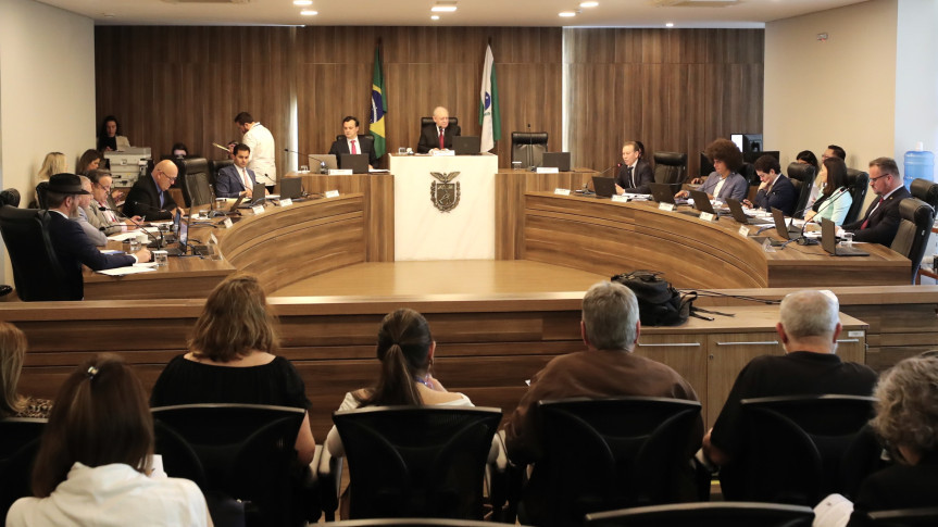 Outubro Rosa e Saúde da Mulher: CCJ do Paraná Avança em Projetos de Prevenção ao Câncer de Mama