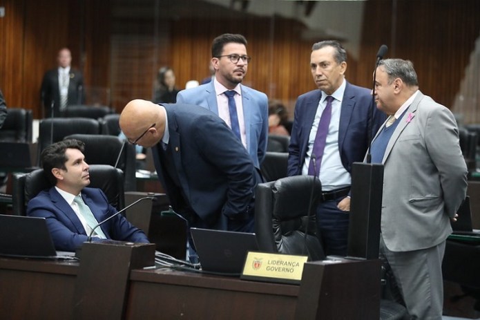 Alep aprova doação de imóveis para saúde, segurança e lazer