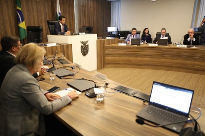 Paraná irá renegociar créditos tributários