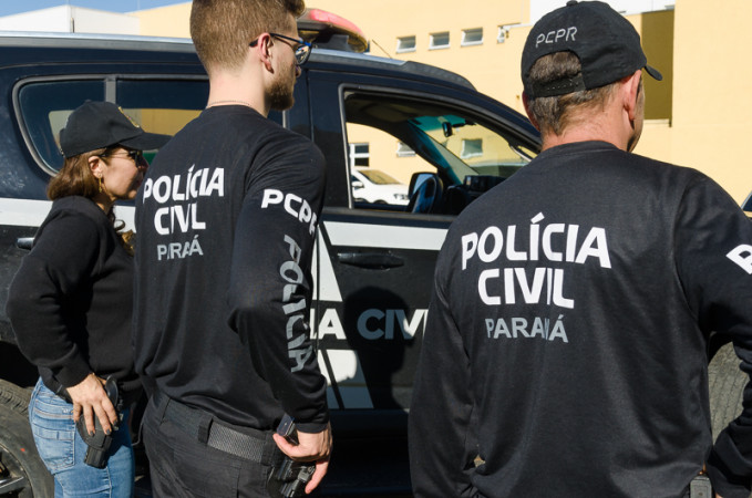 PCPR apreende computadores, celulares e eletrônicos durante operação em Foz do Iguaçu