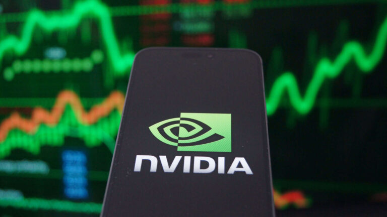 Nvidia rumo a US$ 5 trilhões em valor de mercado