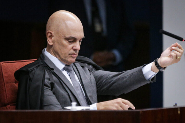 Julgamento de militares na trama golpista é retomado pelo STF