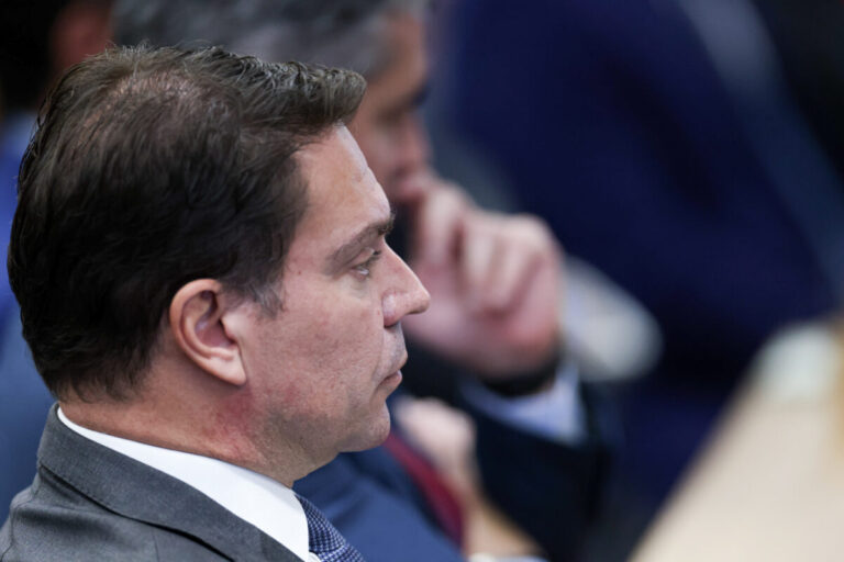 Alexandre Ramagem rebate críticas de Moraes e nega ser foragido