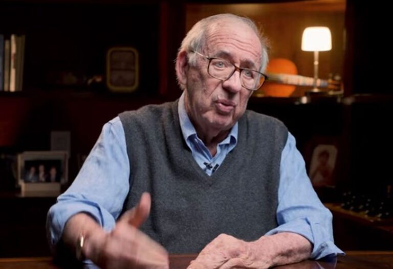 Falece o economista Stephen Kanitz aos 79 anos em São Paulo