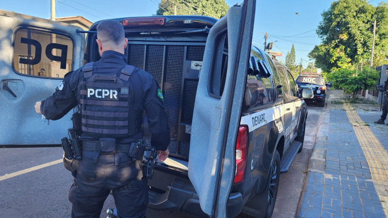 PCPR e PRF prendem sete em ação contra esquema de falsos veículos oficiais usados no transporte de drogas