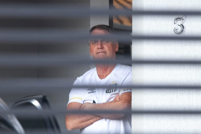 Os dias decisivos de Bolsonaro: da prisão à condenação