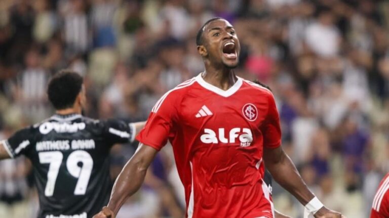 Internacional vence Ceará e se distancia da zona de rebaixamento