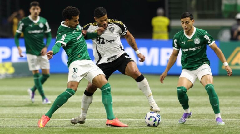 Palmeiras busca vitória crucial contra o Atlético-MG no Brasileirão