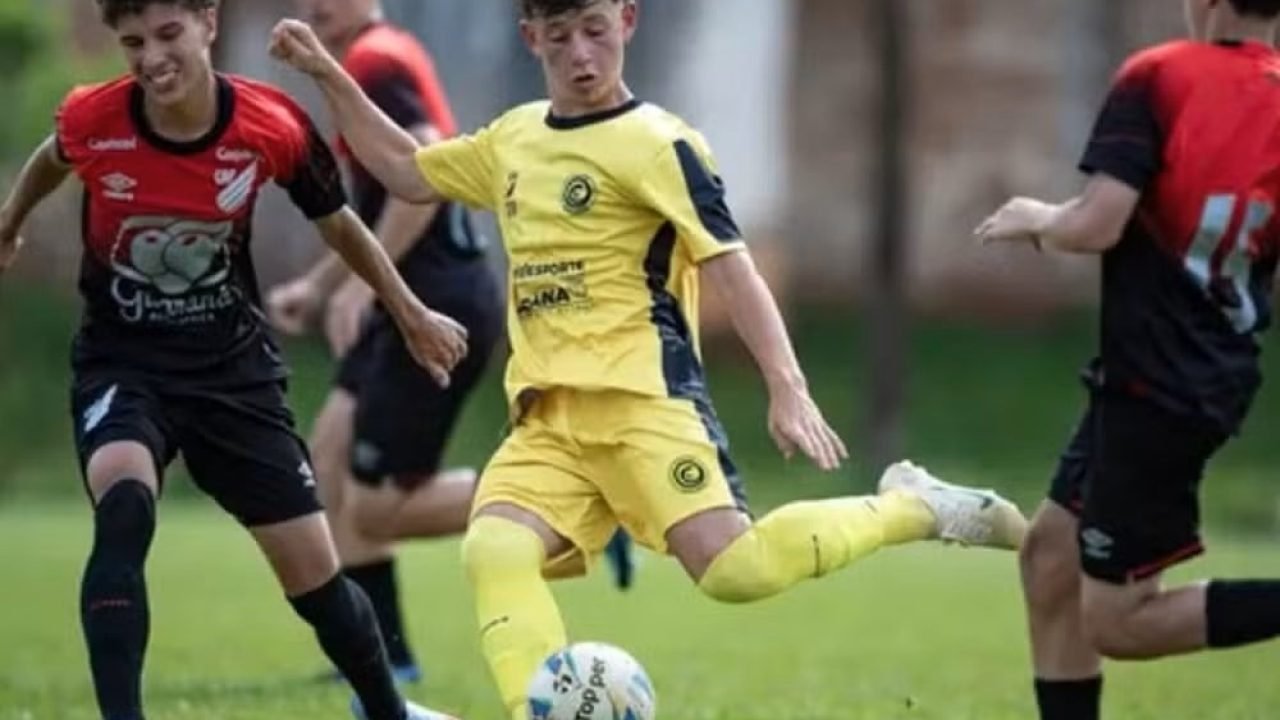 Jovem revelado no projeto Talentos de Jesus, do FC Cascavel, é negociado com o Grupo City