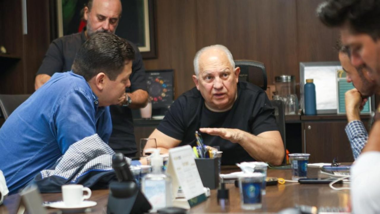 1x6BahkSX4IeDKjKt1Es5rKayW5EXPUoYpnTsQbL