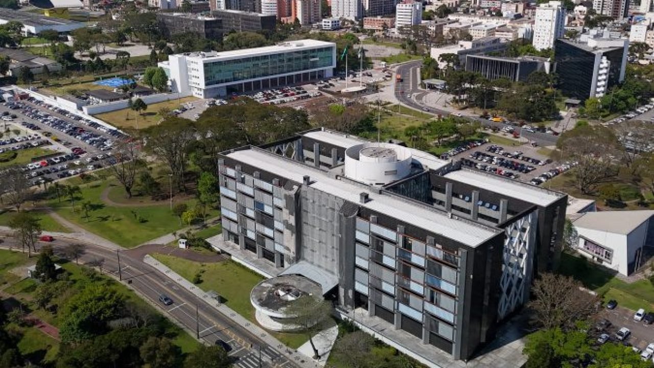 PEC que centraliza saldos de fundos do Executivo no fim de cada ano é promulgada