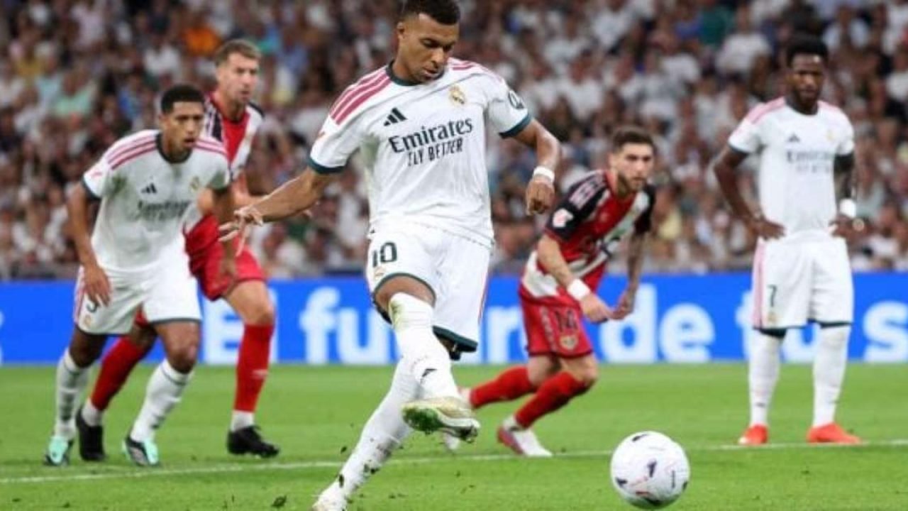 2100843704-real-madrid-v-rayo-vallecano-de-madrid-laliga-ea-sports-202627-4-610x400-1