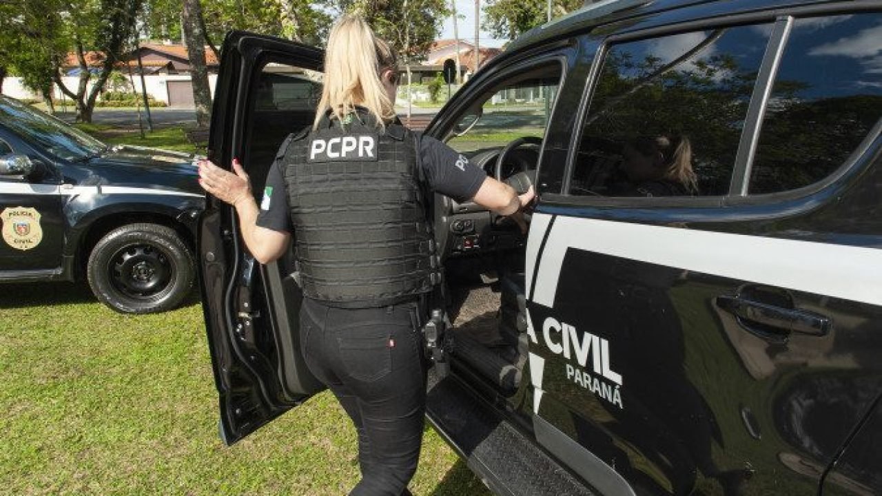 PCPR prende suspeito de homicídio e apreende cinco armas em Curitiba