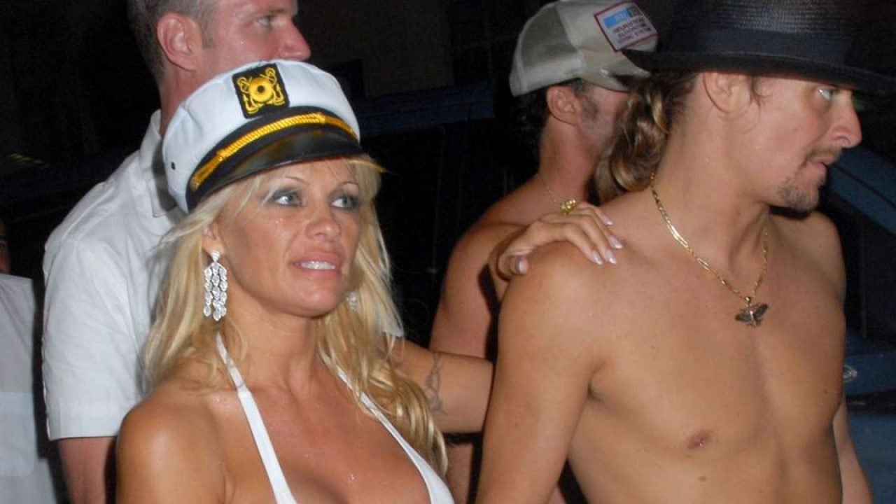 2118632282-pamela-anderson-e-kid-rock
