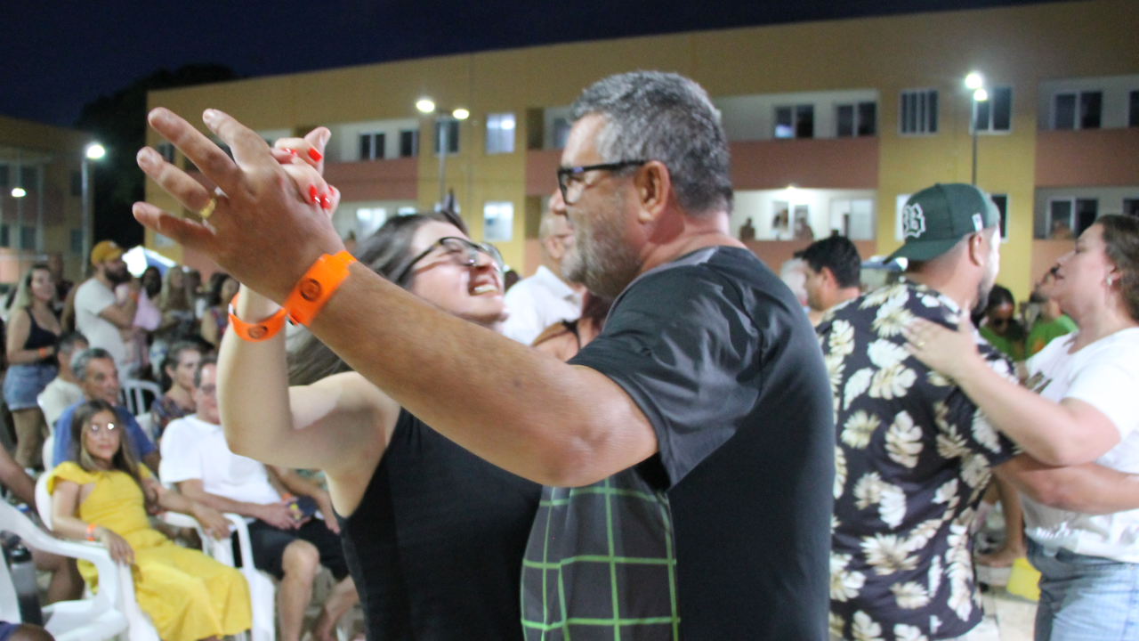 Banda da PMPR transforma a Colônia de Férias em um verdadeiro show de alegria