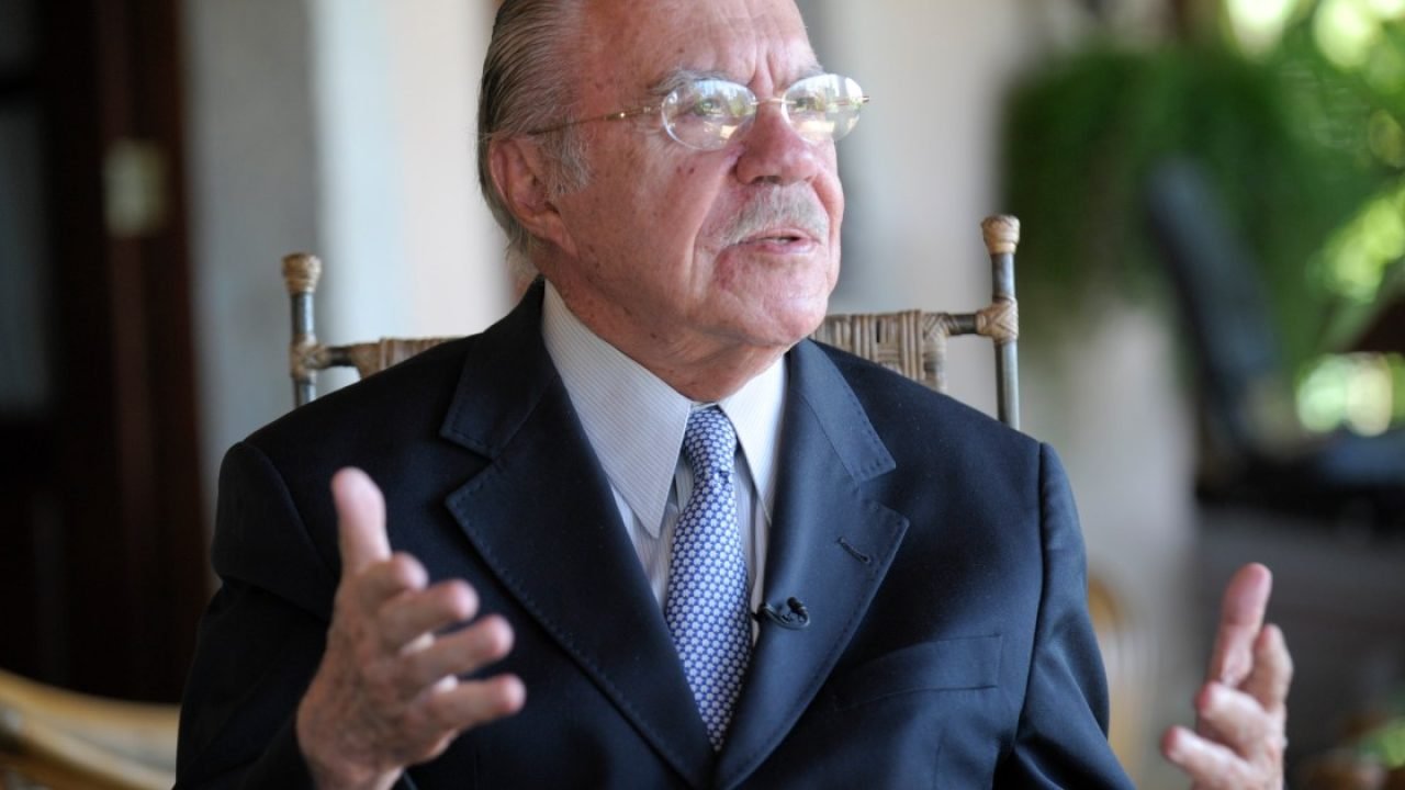 442168519-jose-sarney-fotos-publicas-8-1