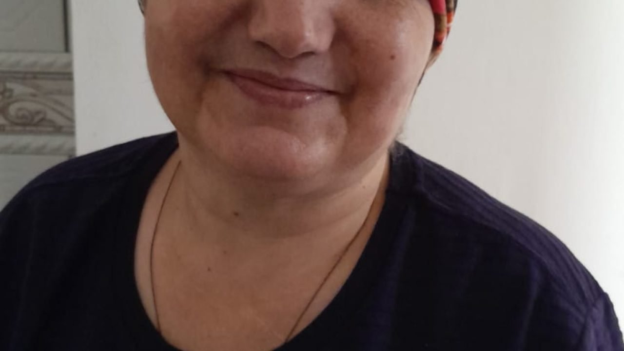 Filha cria vaquinha solidária para custear reabilitação da mãe após cirurgia cerebral em