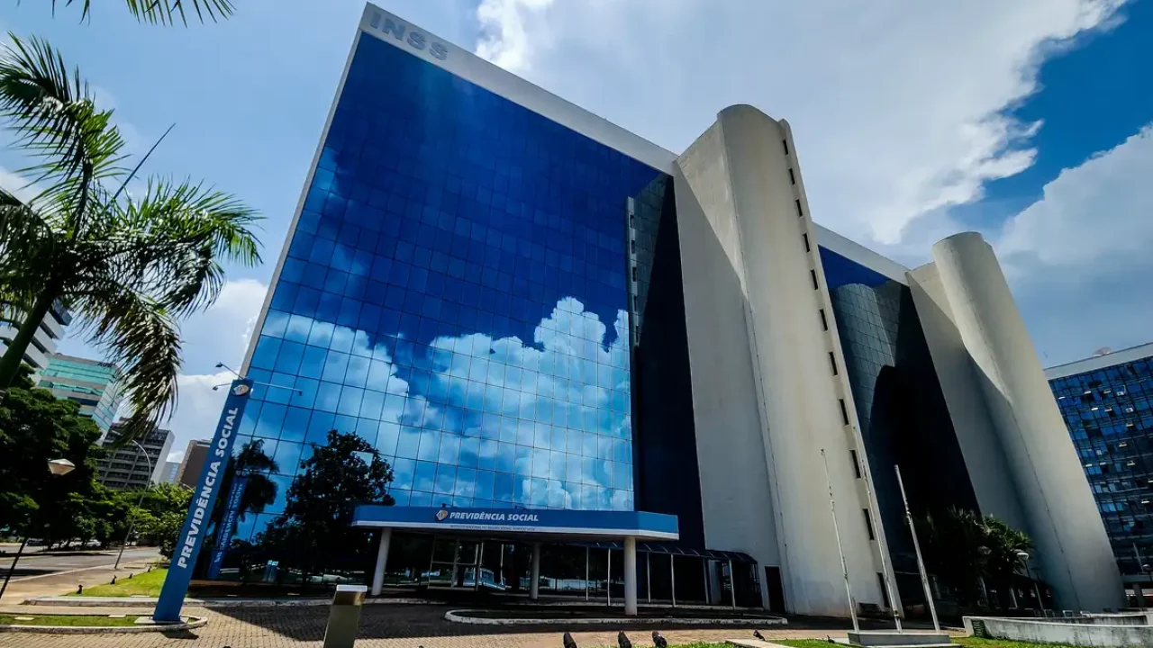 Aposentados do INSS vão receber R$ 2,3 bilhões em atrasados da Justiça
