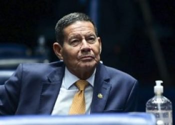 54215329476_463b3c966f_o-300x200-1