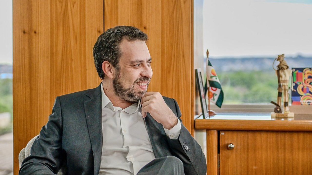 Boulos critica pauta da anistia e acusa Motta de 'colocar a Câmara de costas para o povo'