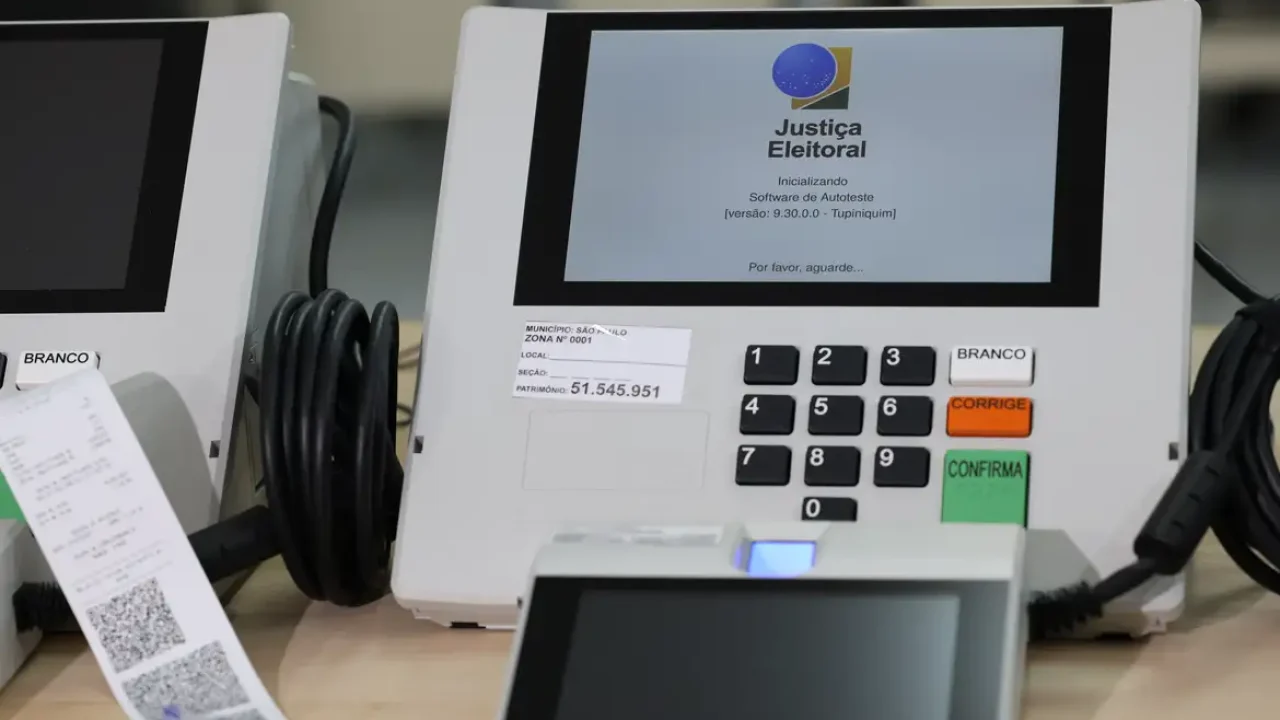 TSE propõe novas regras e recebe sugestões sobre eleições de 2026