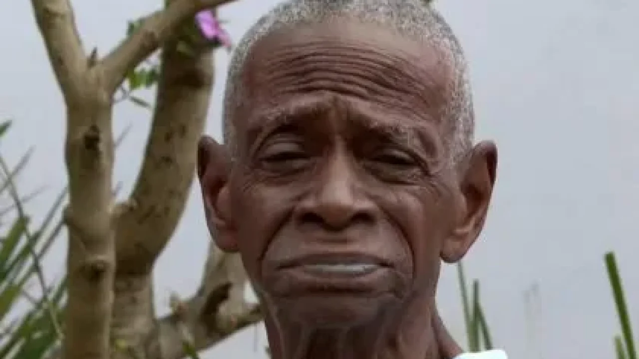 69a0d11d811817258dc55290_seu-luizinho-homem-mais-velho-brasil-eloi-mendes-420