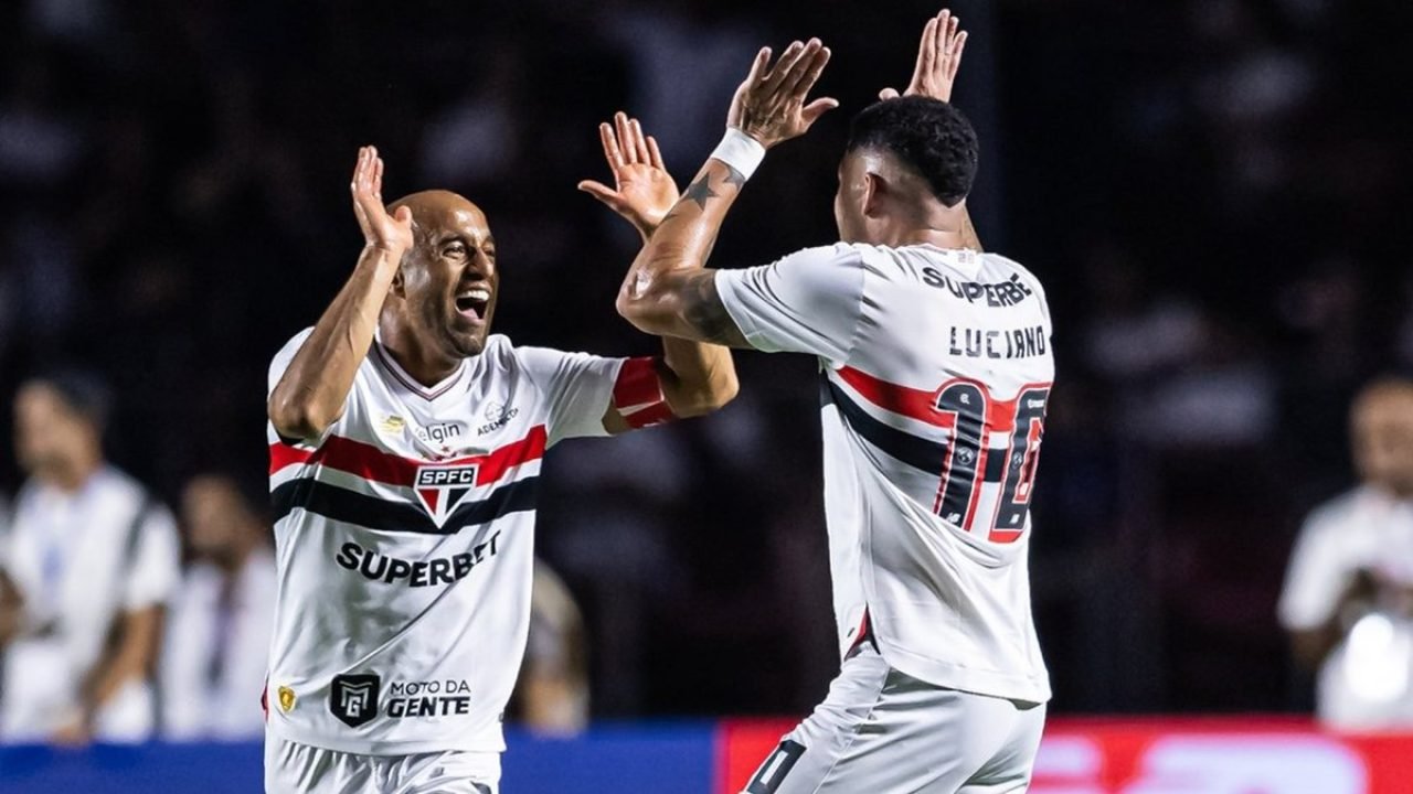 São Paulo x Grêmio pelo Brasileirão — Foto: Divulgação/FPFLucas Moura e Luciano