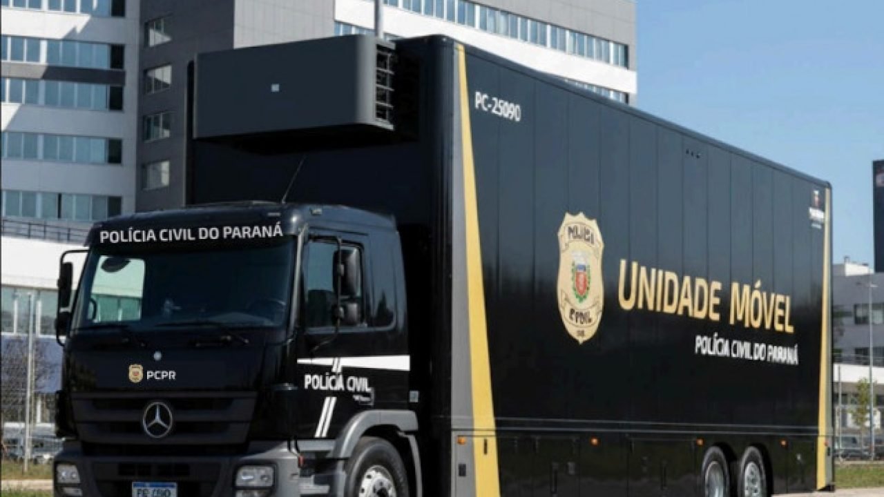 PCPR entrega duas novas unidades móveis modernas para atendimento à população durante o Verão