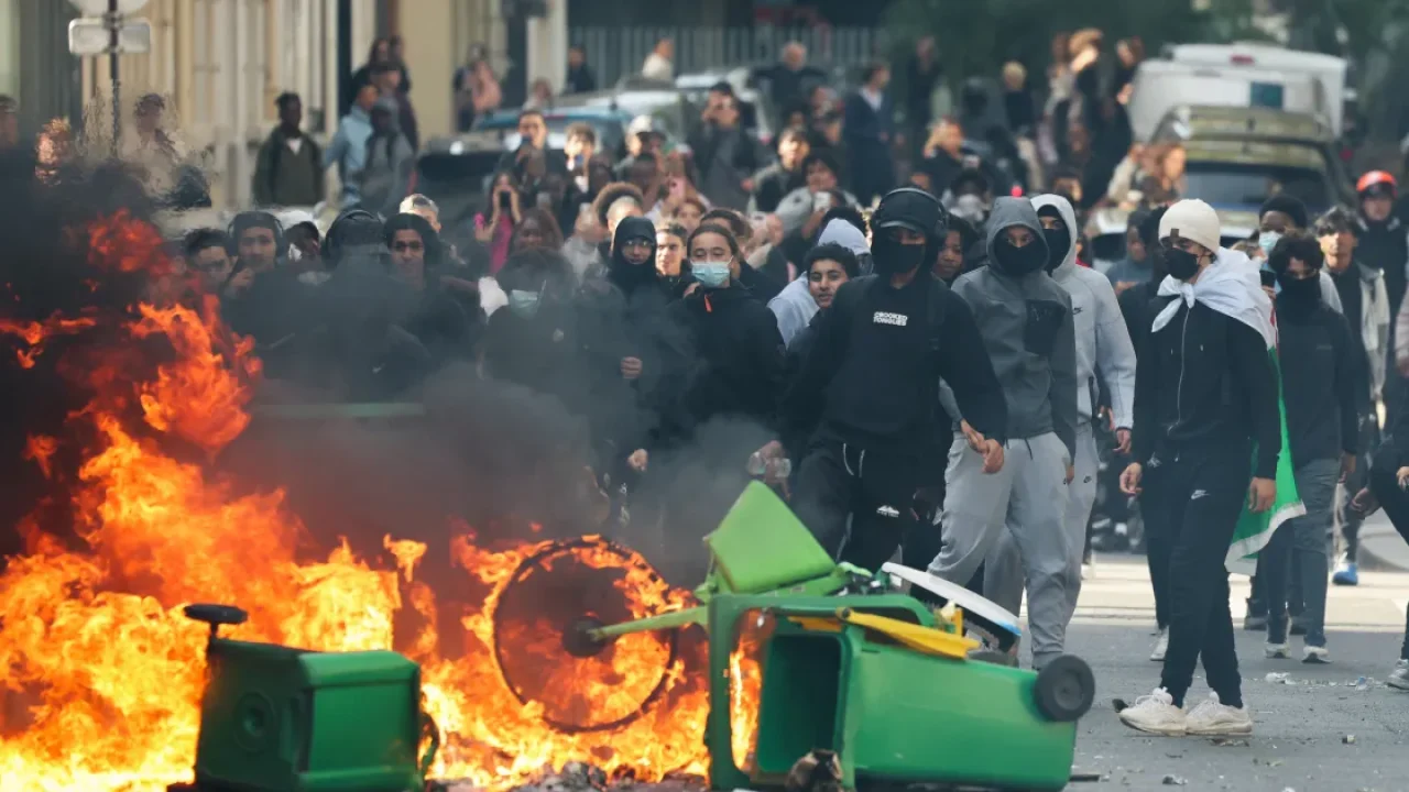 AFP__20261002__D22J9PP__v1__HighRes__FrancePoliticsEducationDemo