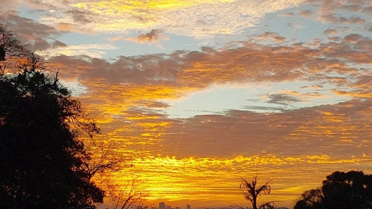 Amanhecer-em-Curitiba.jpg