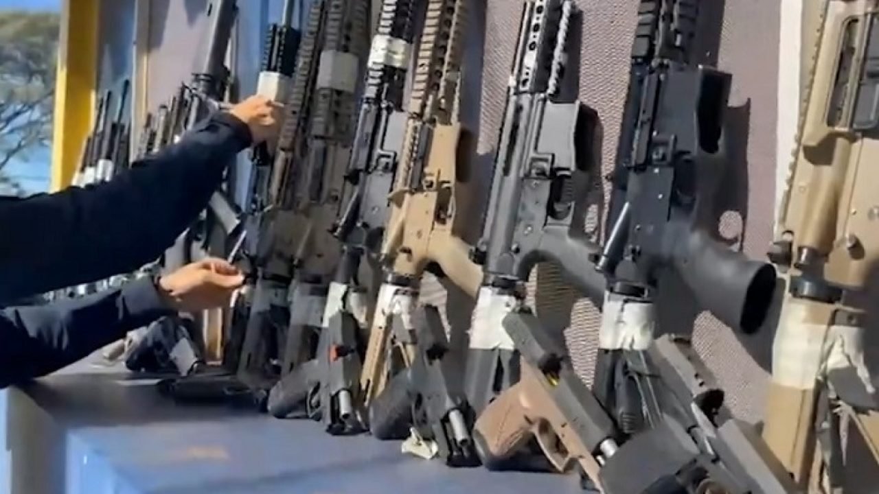 Armas-apreendidas-em-Santa-Terezinha-do-Itaipu.jpg