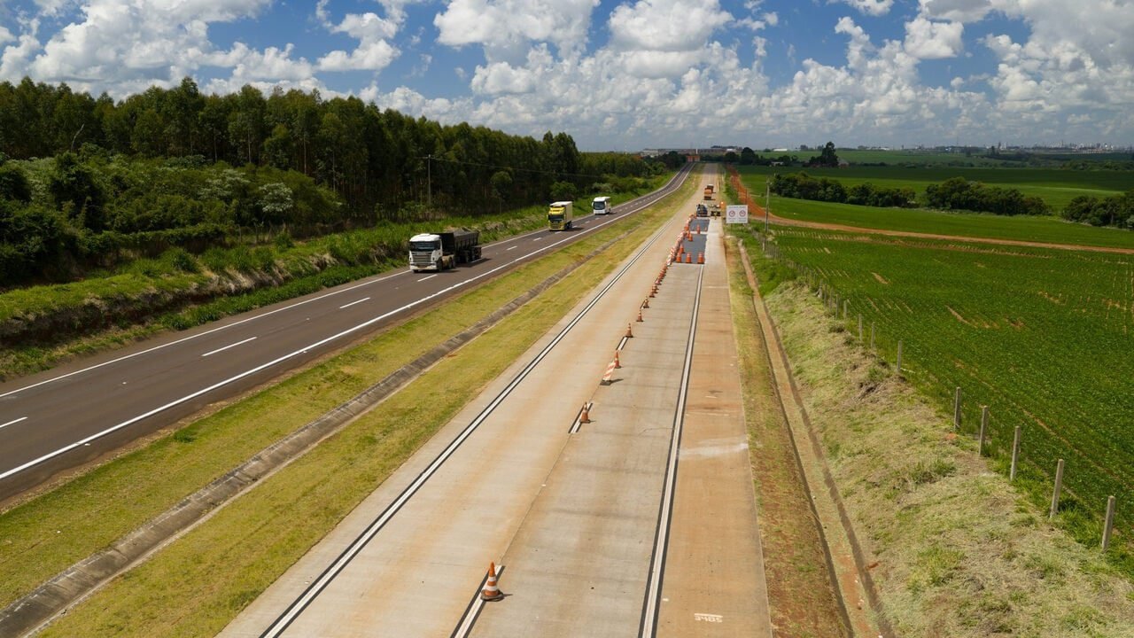 EPR Iguaçu alcança recuperação de 70% das placas de concreto mapeadas na BR-163