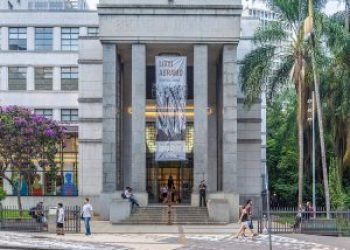 Biblioteca_Mario_Andrade_Sao_Paulo_Brasil-300x262-1