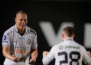 Caio-Dantas-Operario.jpg