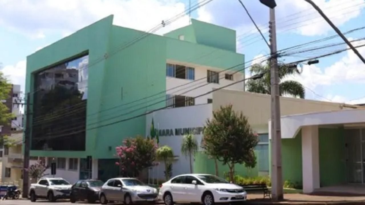 Camara-Municipal-de-Pato-Branco.jpg
