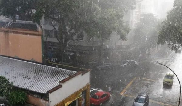 Chuva-tempestade-ciclone.jpg