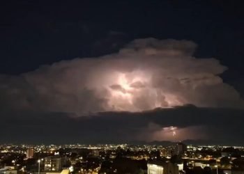 Chuvas-no-Litoral-vista-de-Curitiba.jpg