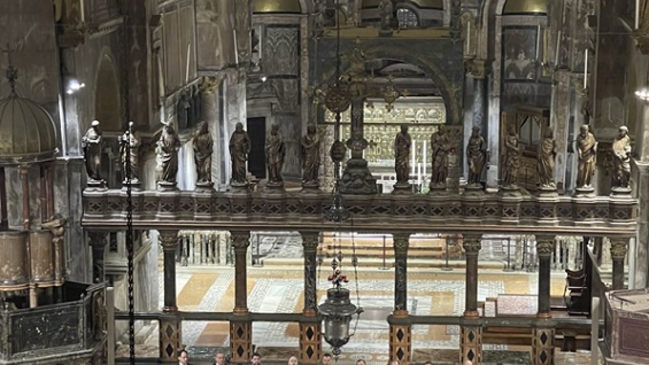 Coro-da-Capela-Sistina.jpg