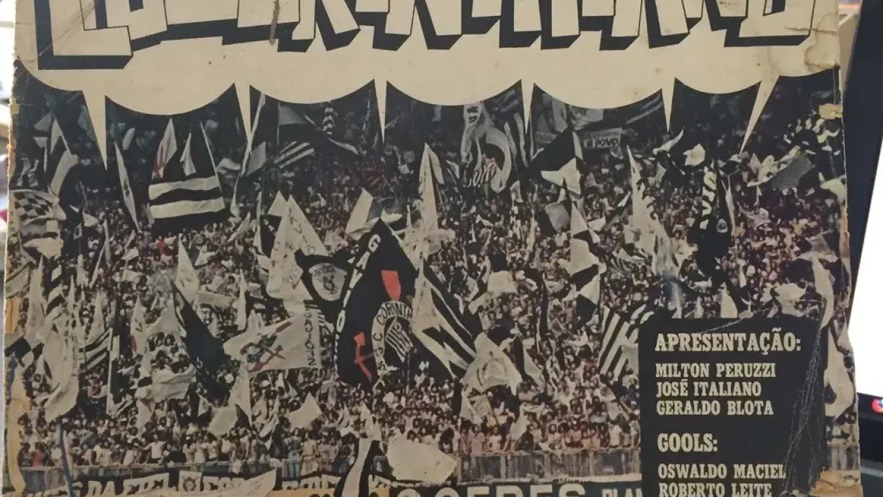 D_NQ_NP_2X_992866-MLB28149311585_092018-F-lp-corinthians-campeonato-nacional-1976-raro
