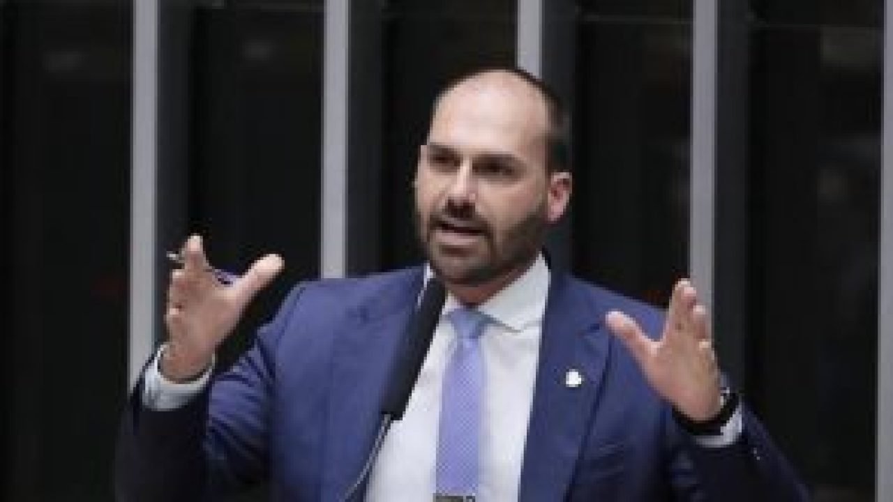 Eduardo-Bolsonaro-1-300x166-1