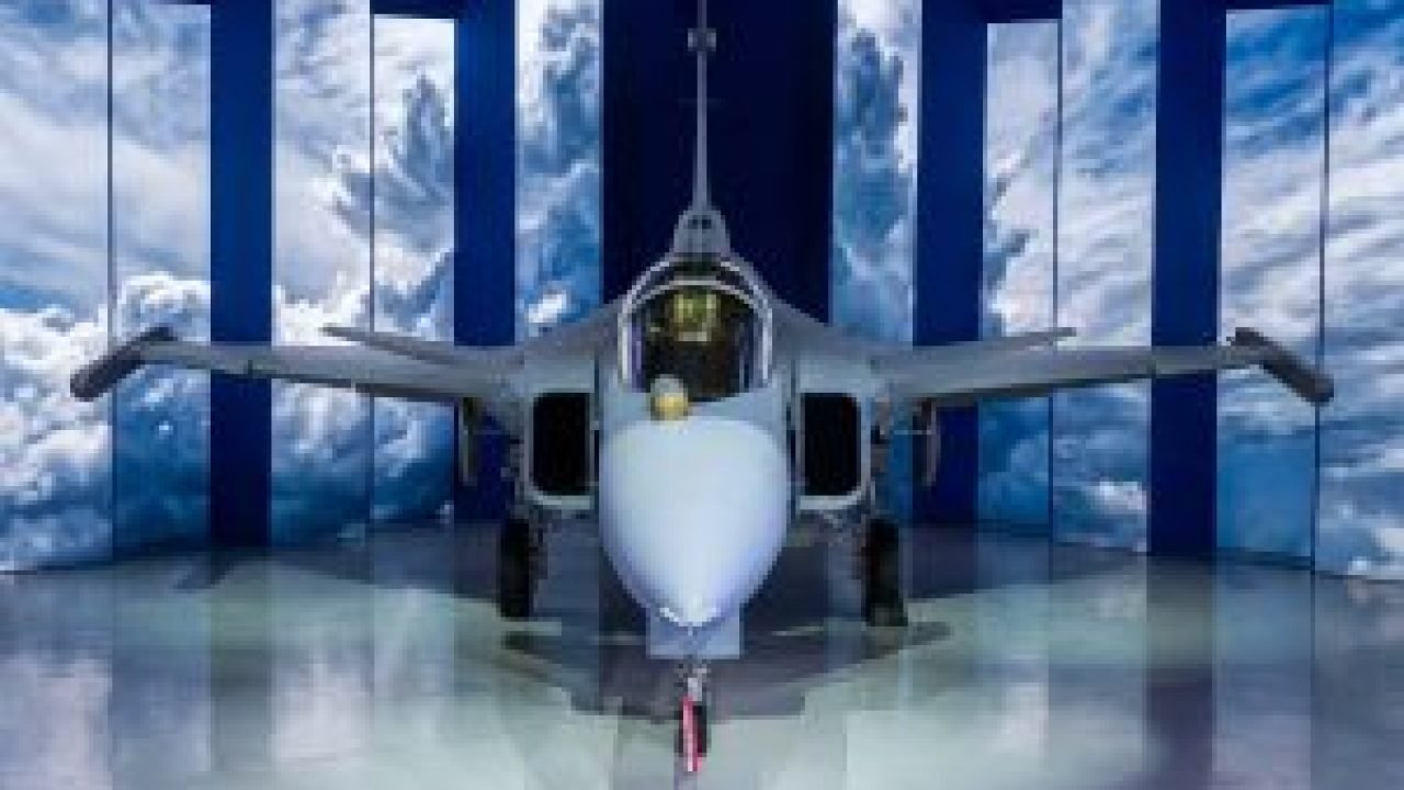 F-39E-Gripen-lancamento-caca-supersonico-embraer-300x224-1