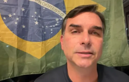 Flavio-Bolsonaro-4