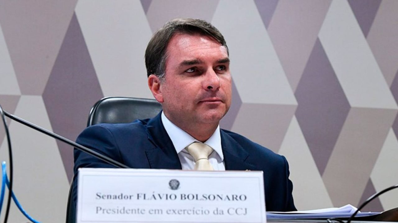 Flavio-Bolsonaro-CPI-Jefferson-Rudy-Agencia-Senadio