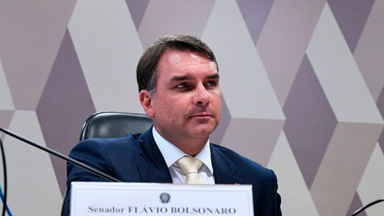 Flavio-Bolsonaro-pix-Jefferson-Rudy-Agencia-Senado