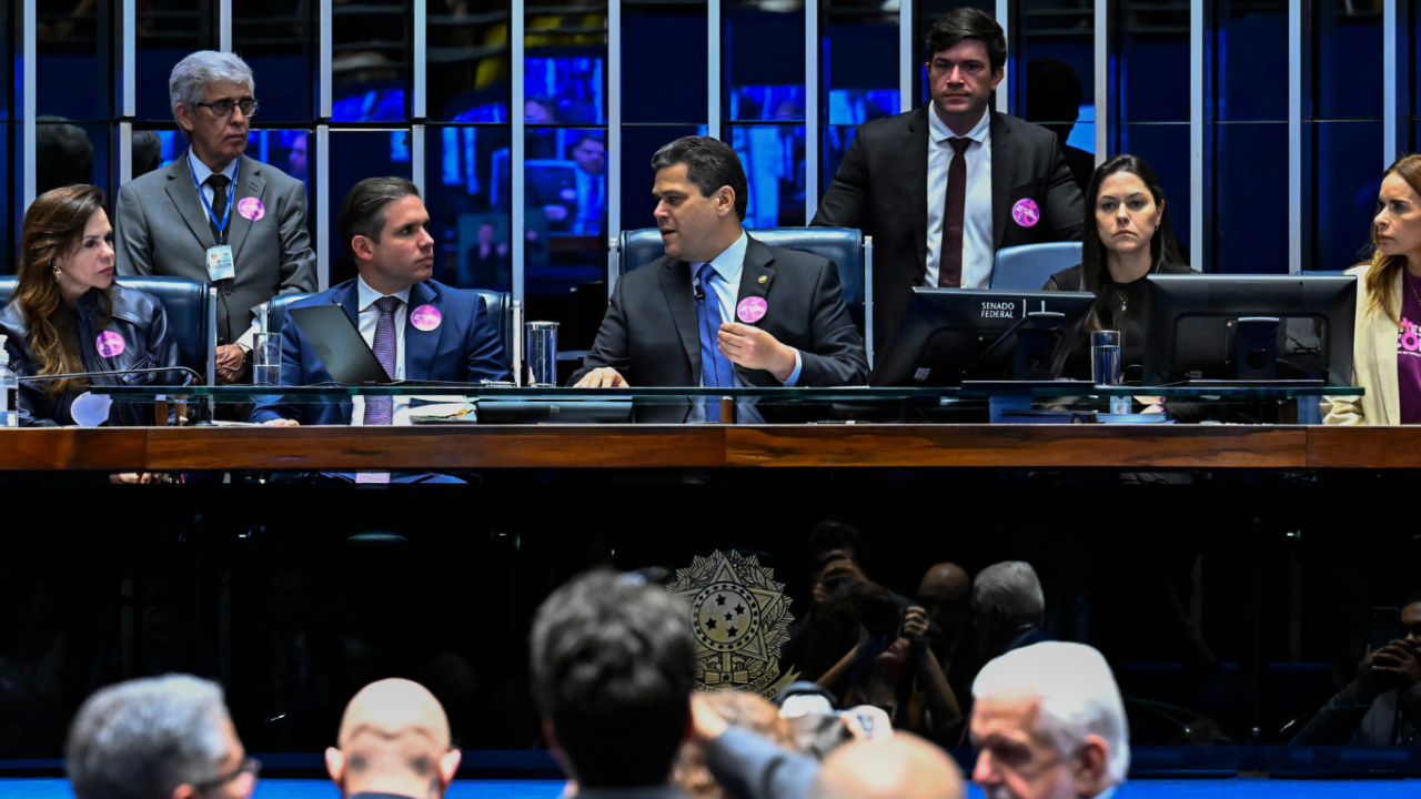 Hugo-Motta-e-Davi-Alcolumbre-no-Senado