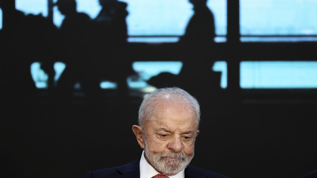 Brasília (DF), 11/02/2026 - O presidente Luiz Inácio Lula da Silva participa de cerimônia para anúncio de investimentos para ampliação e modernização de 11 aeroportos do país. Serão beneficiados os aeroportos de Congonhas (São Paulo), Campo Gra